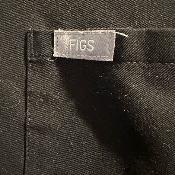 Figs scrub top - Picture 2 of 3